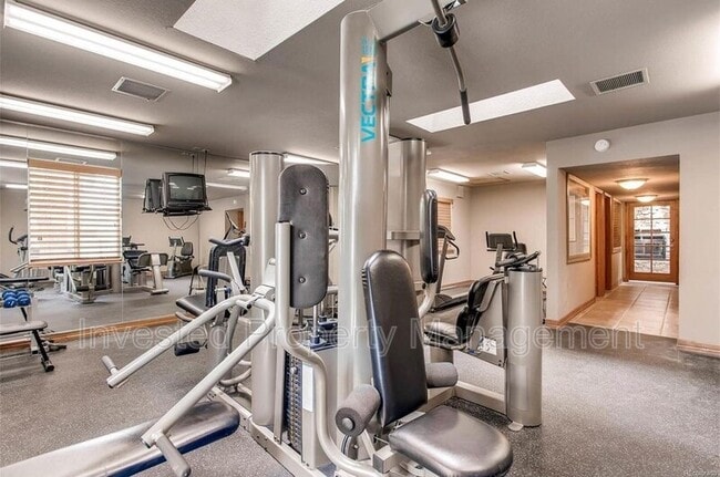 Building Photo - 2666 E Otero Pl