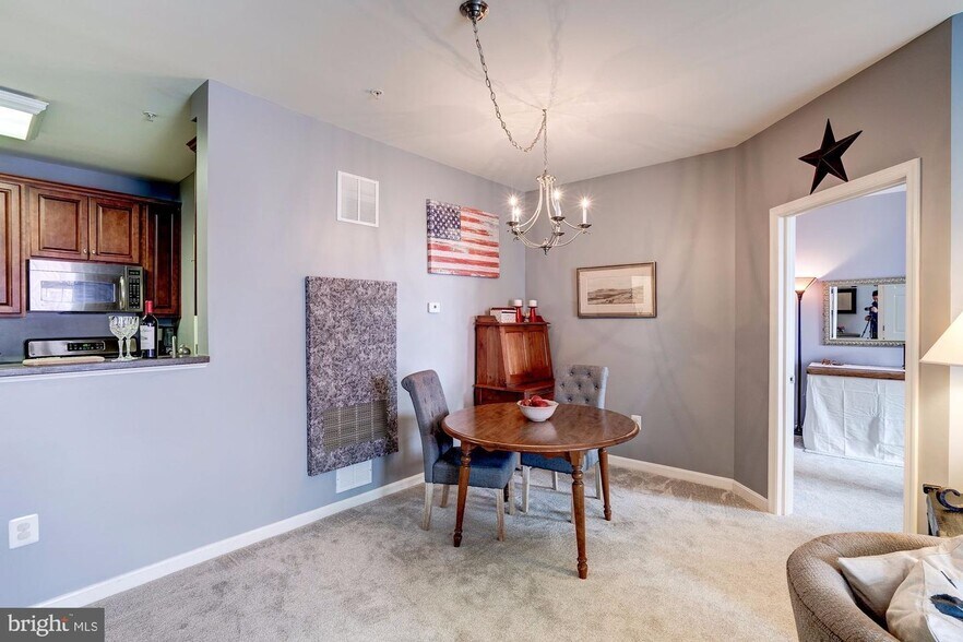 Building Photo - 21228 McFadden Sq