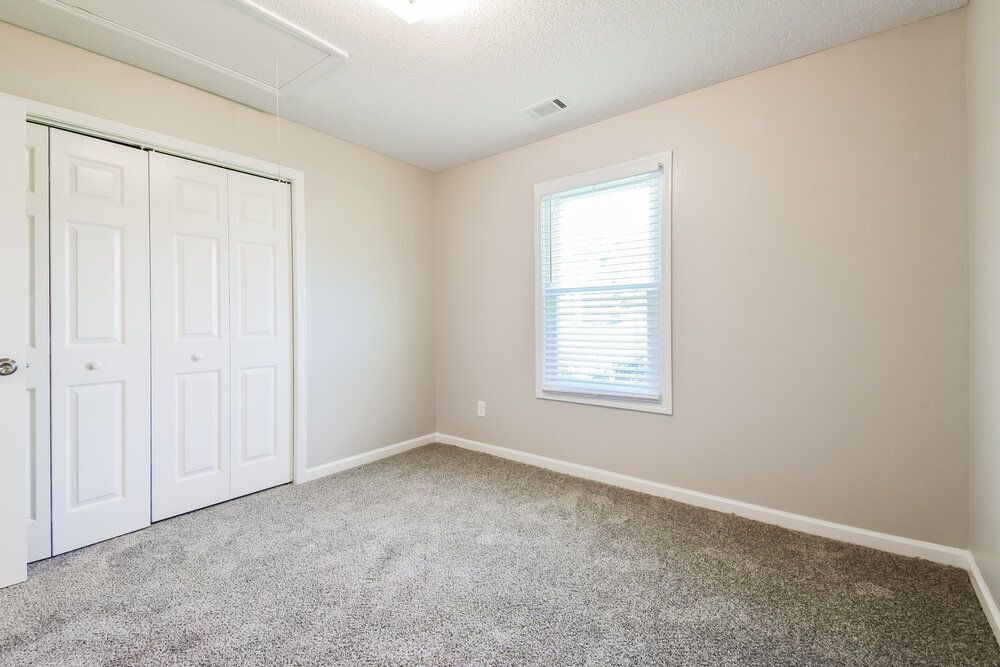 Building Photo - 761 Woodwind Dr