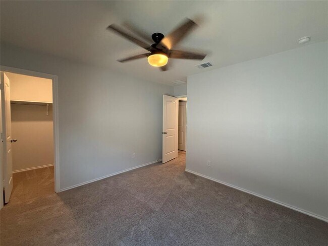 Building Photo - 216 Bougainvillea Lp