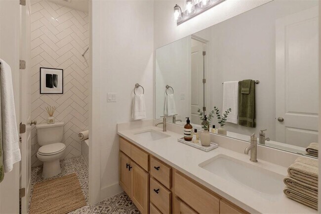 Building Photo - 236 Egret Ln