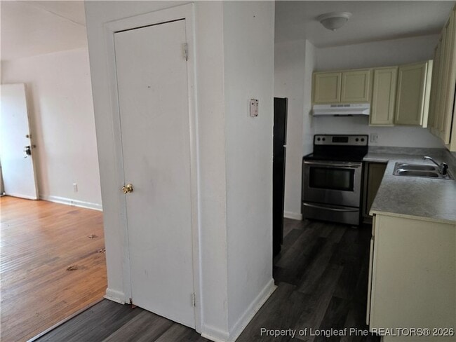 Building Photo - 206 S 7th St