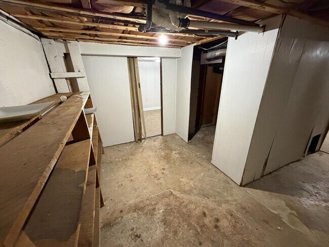 Building Photo - 970 Burdette Addition Rd
