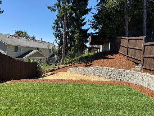 Building Photo - 9702 NE 29th Ave