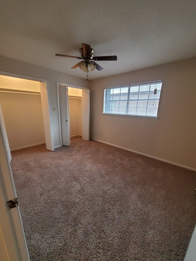 1 bedroom, 1 bath apartment for rent 1610 Ave O Huntsville TX 77340 Apartment Finder