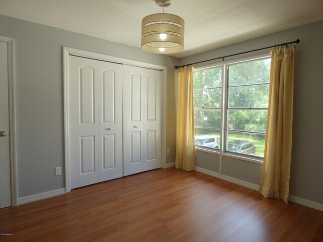 Building Photo - 2960 Remington St