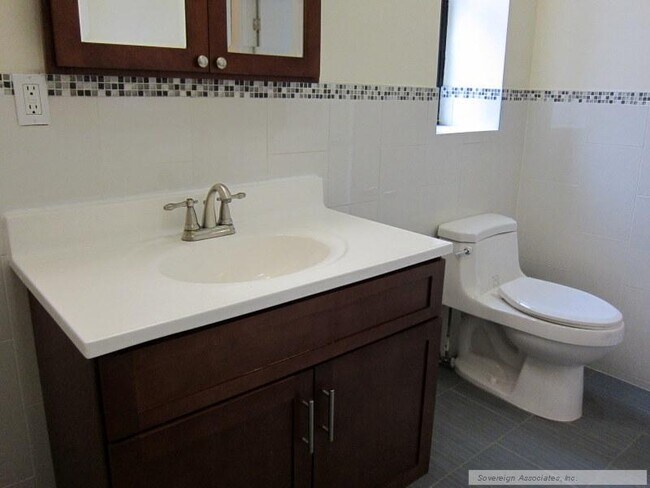 Building Photo - 545 W 148th St