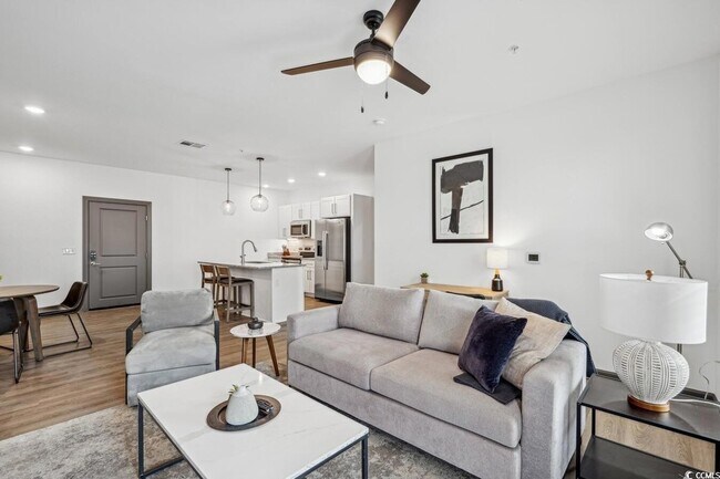 Building Photo - 147 Laurenco Loop