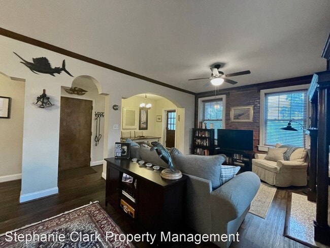 Building Photo - 3 br, 2 bath House - 1311 Colonial Avenue #3