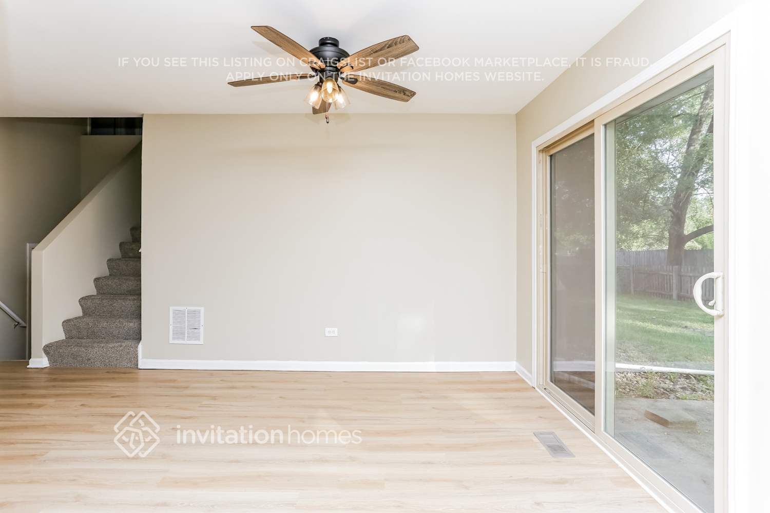 Building Photo - 953 Surrey Ct