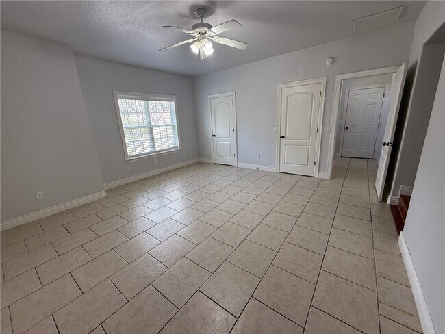 Building Photo - 34 Witherby Dr