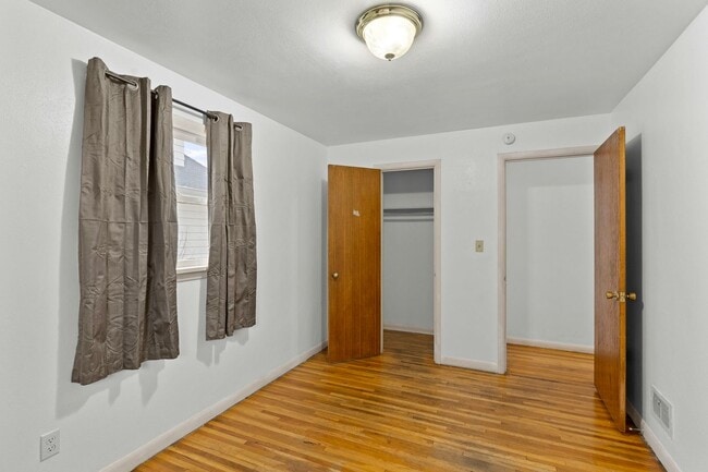 Building Photo - Charming Updated Single-Family Home Near Northtown