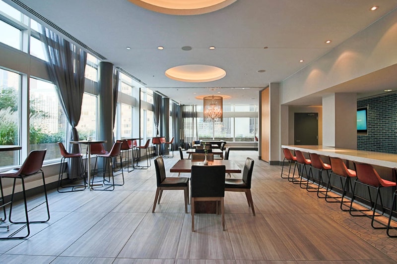 Building Photo - 350 E Ohio St