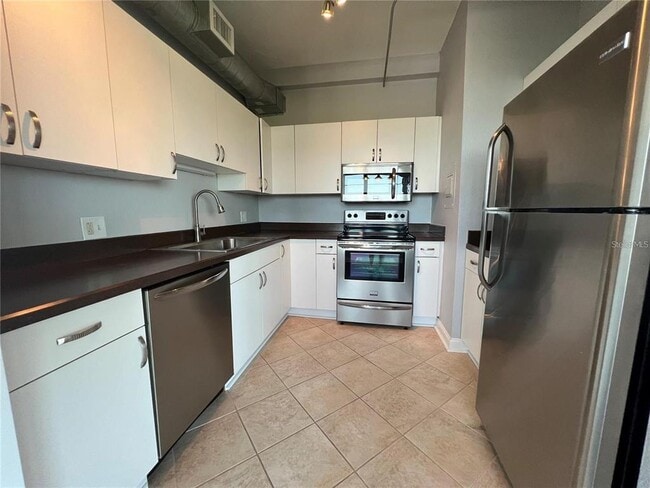 Building Photo - 2109 Bayshore Blvd