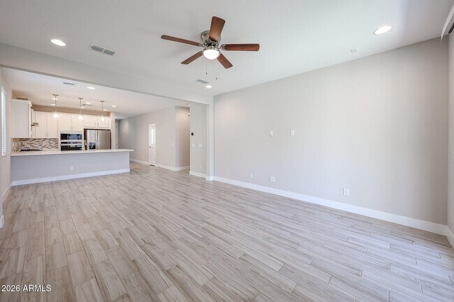 Building Photo - 17333 W Pershing St
