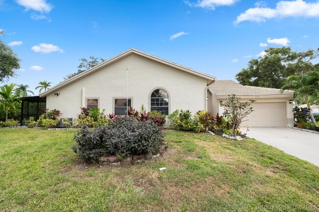 Building Photo - 10933 Stafford Cir S