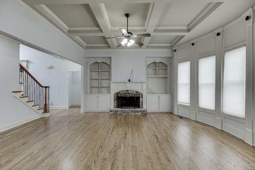 Building Photo - 4537 Grandview Pkwy