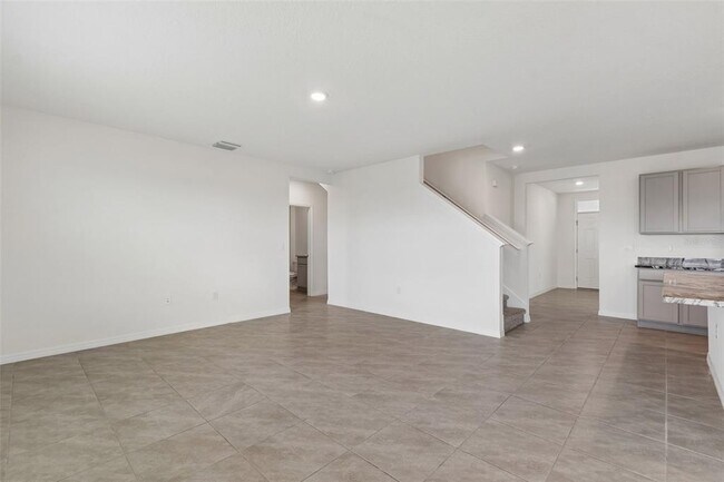 Building Photo - 8454 Ender Hls Dr