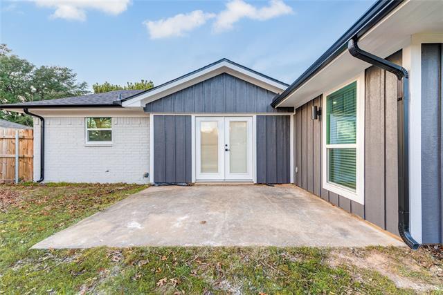 Building Photo - 227 Carolyn Dr