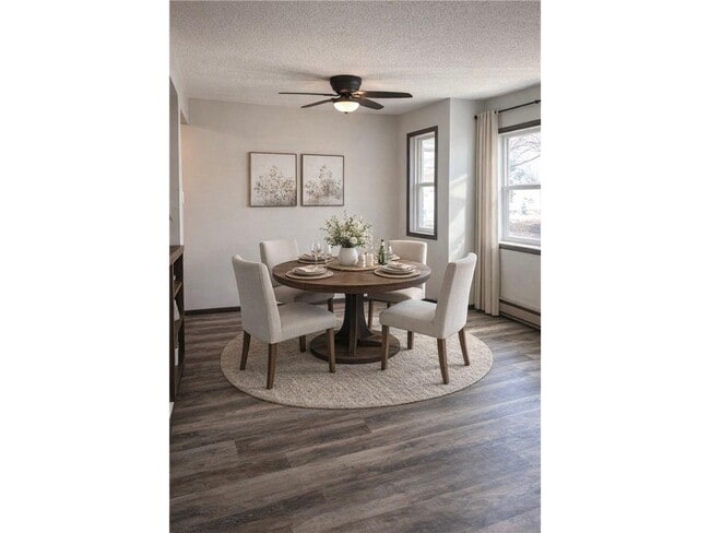 Building Photo - 301 W Bert St