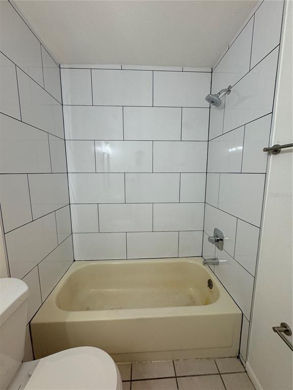 Building Photo - 3818 Valley Tree Dr