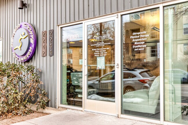 Building Photo - 1441 Central St