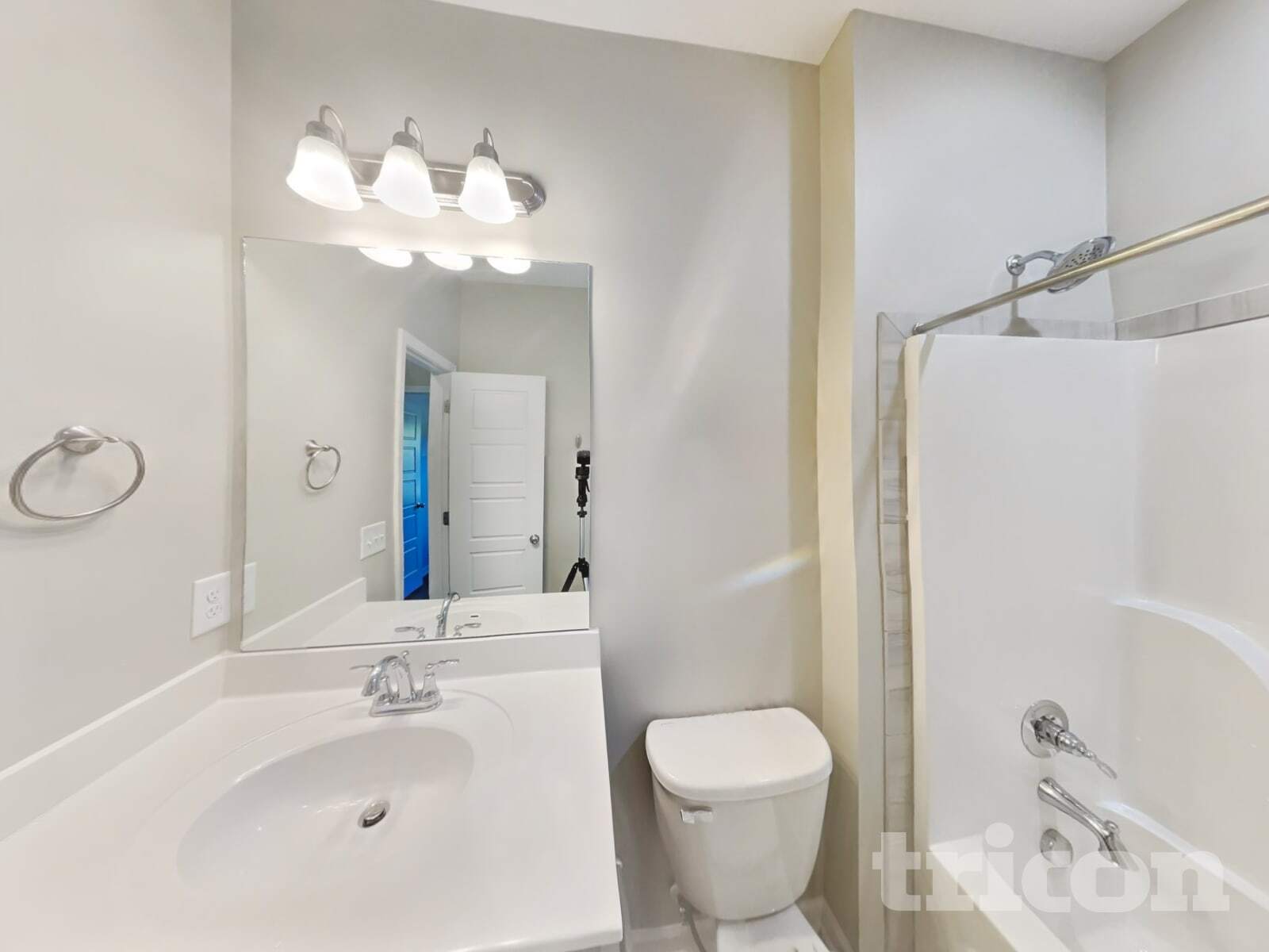 Building Photo - 825 Ellyson Dr