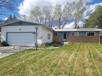 Building Photo - 3 Bedroom in Elko