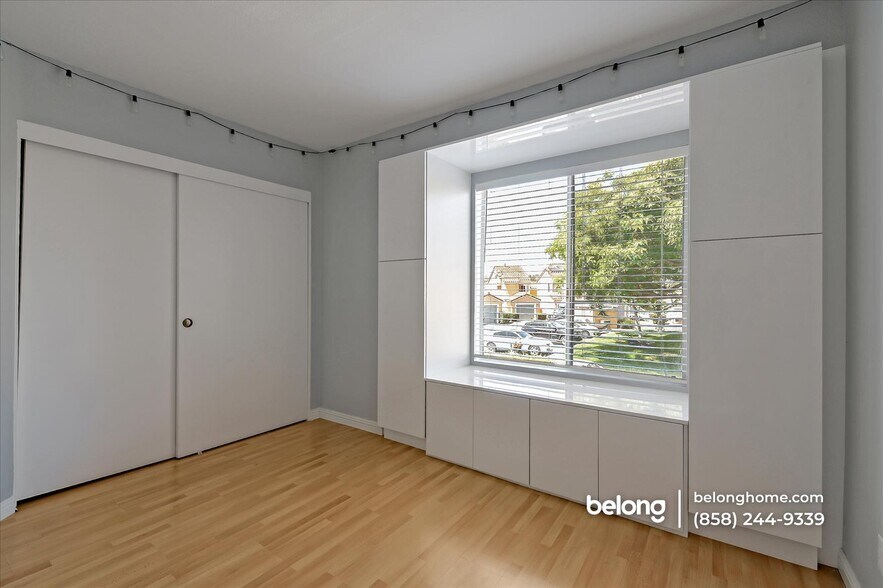 Building Photo - 4212 Vista Panorama Way