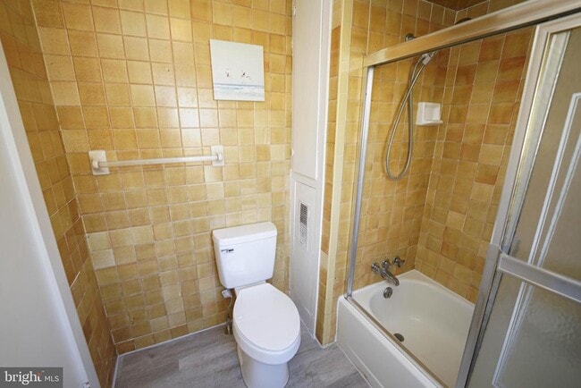 Building Photo - 415 E East St