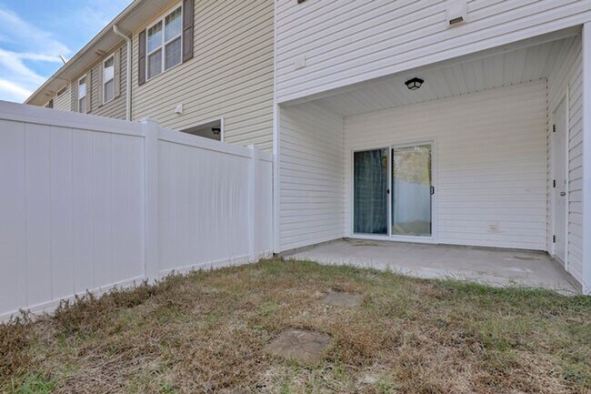 Building Photo - 505 Oyster Rock Ln