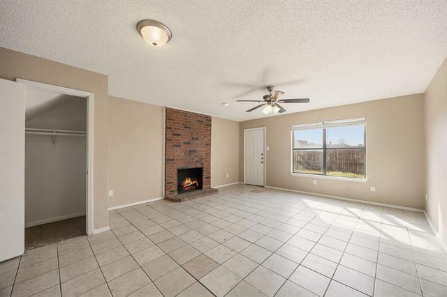 Building Photo - 1006 Bland Dr