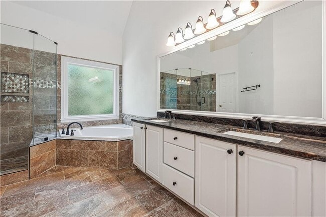 Building Photo - 2335 Corbett Ct