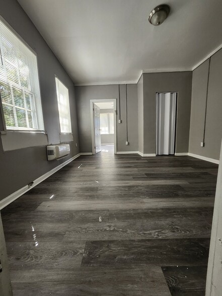 Building Photo - 1893 3rd Ave