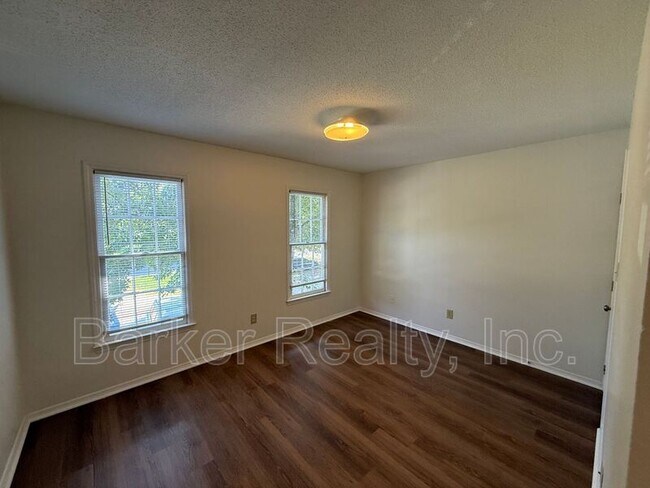 Building Photo - 6112 Spice Ridge Ln