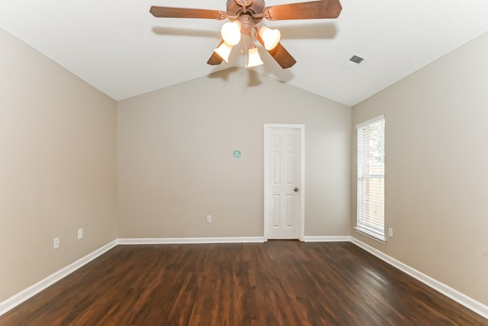 Building Photo - 5682 Hunters Chase Dr