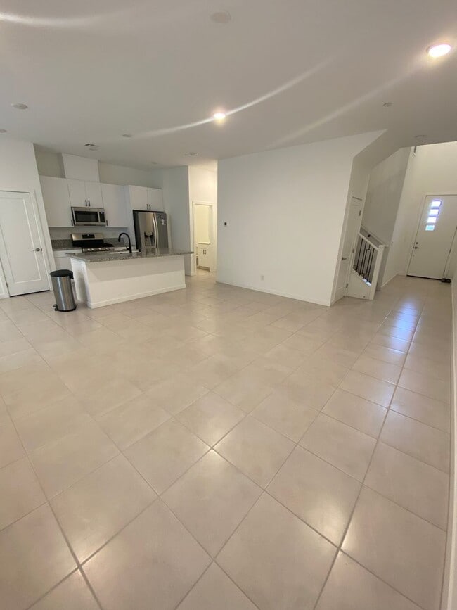 Building Photo - AMERICANA Property Mgmt - New Modern 3 beds - 2 story Townhouse in Inspirada