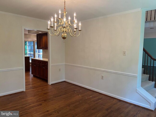 Building Photo - 10101 Alsace Ct