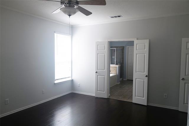 Building Photo - 9212 Regal Oaks Dr