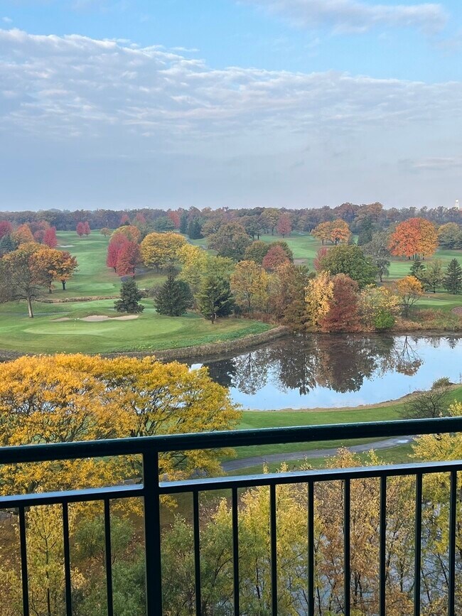 Building Photo - 6420 Double Eagle Dr