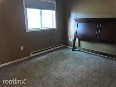 Building Photo - 5590 Lapeer Rd