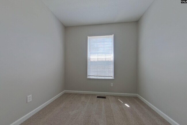 Building Photo - 521 Halleck Ln