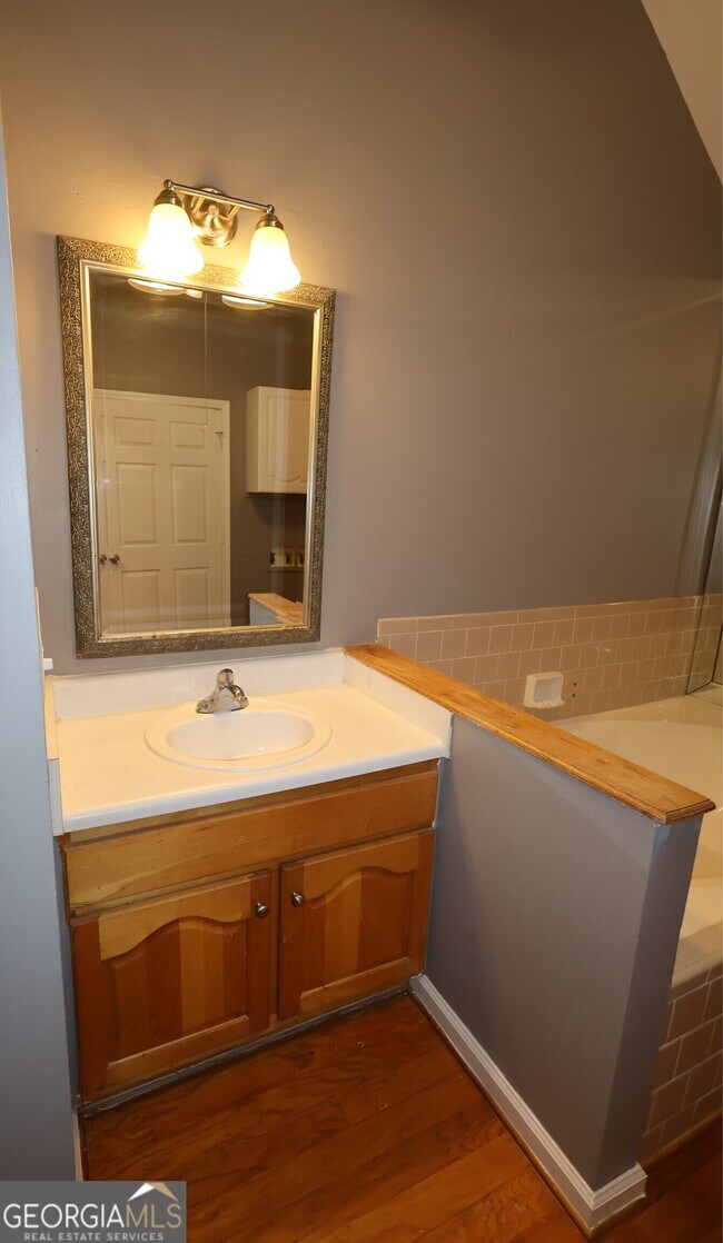 Building Photo - 771 McLendon Dr