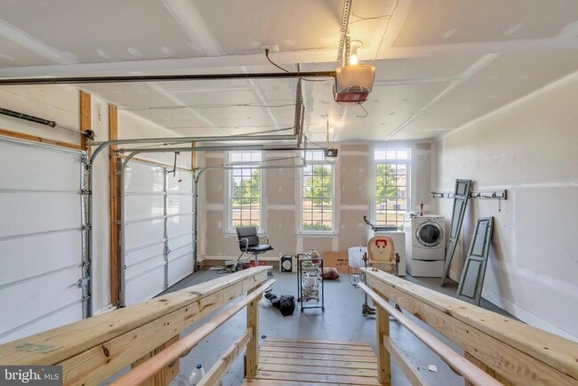 Building Photo - 14866 Michele Dr
