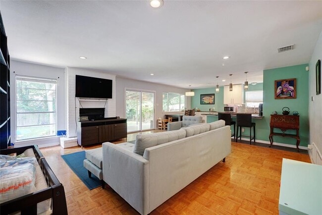 Building Photo - 1719 Mearns Meadow Blvd