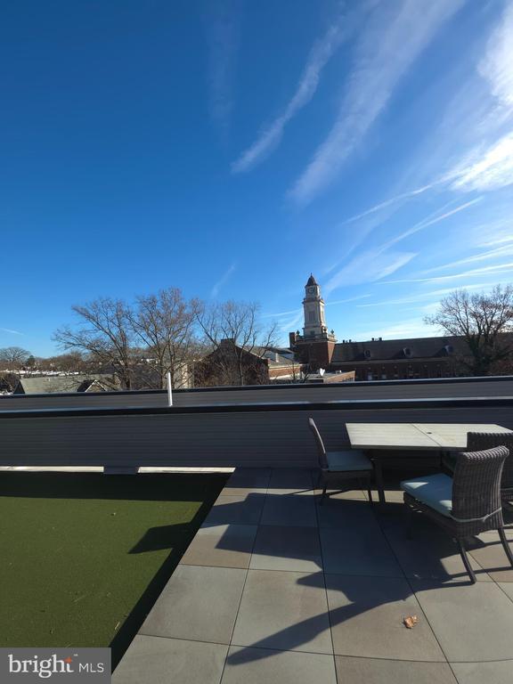 Building Photo - 3503 Midvale Ave