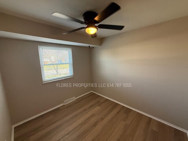 Building Photo - 6251 Faircrest Rd