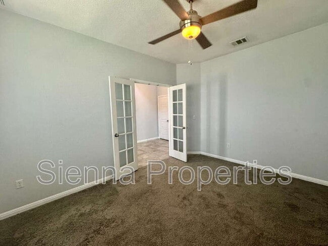 Building Photo - 372 Kingfisher Ln