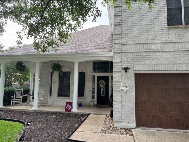 Building Photo - 109 Brentwood Dr