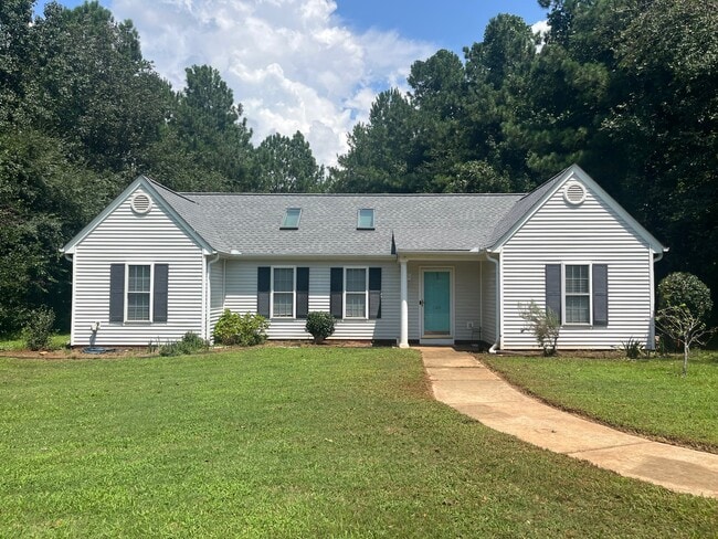 Building Photo - 126 Blueberry Ln
